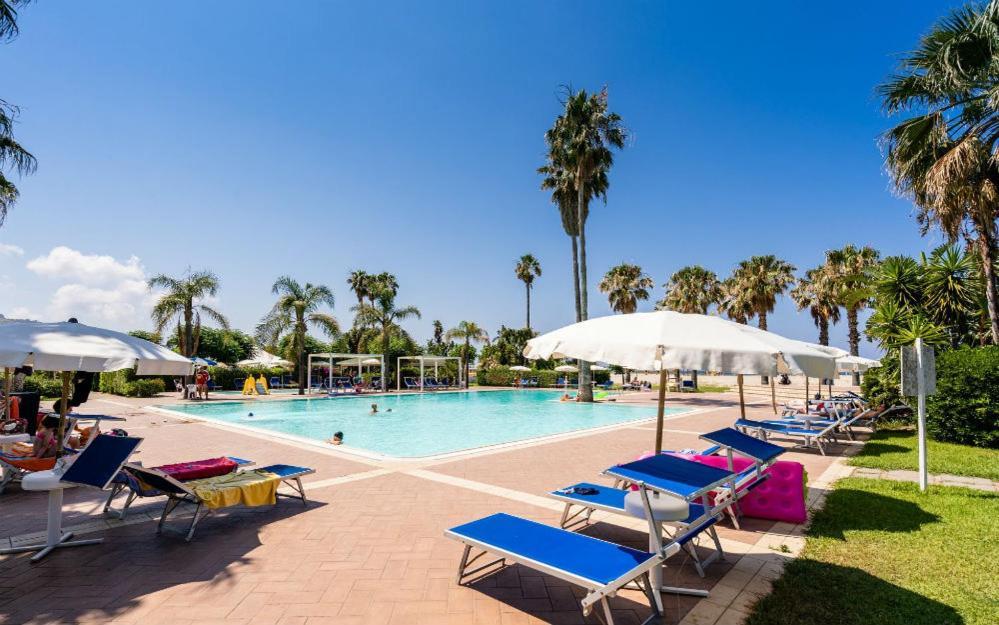 Fruit Village Mortelle Le Dune Beach Resort Exterior foto
